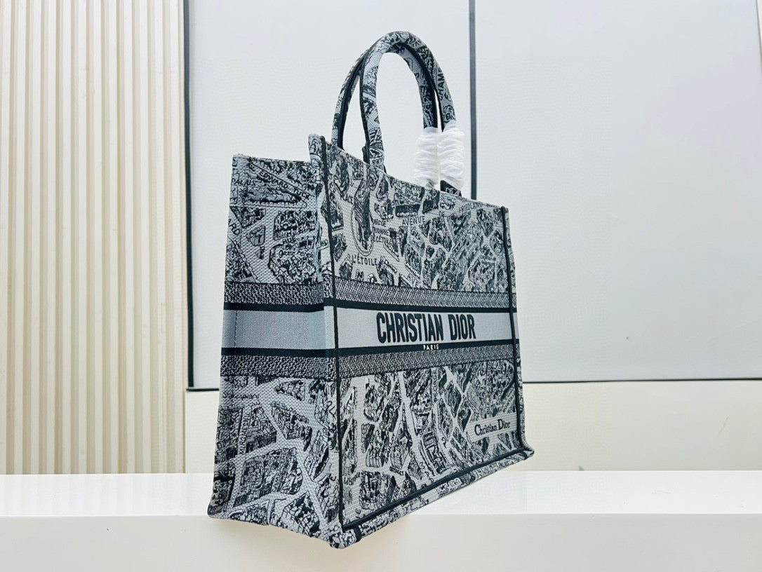 D Book Tote (MAP TOTE )