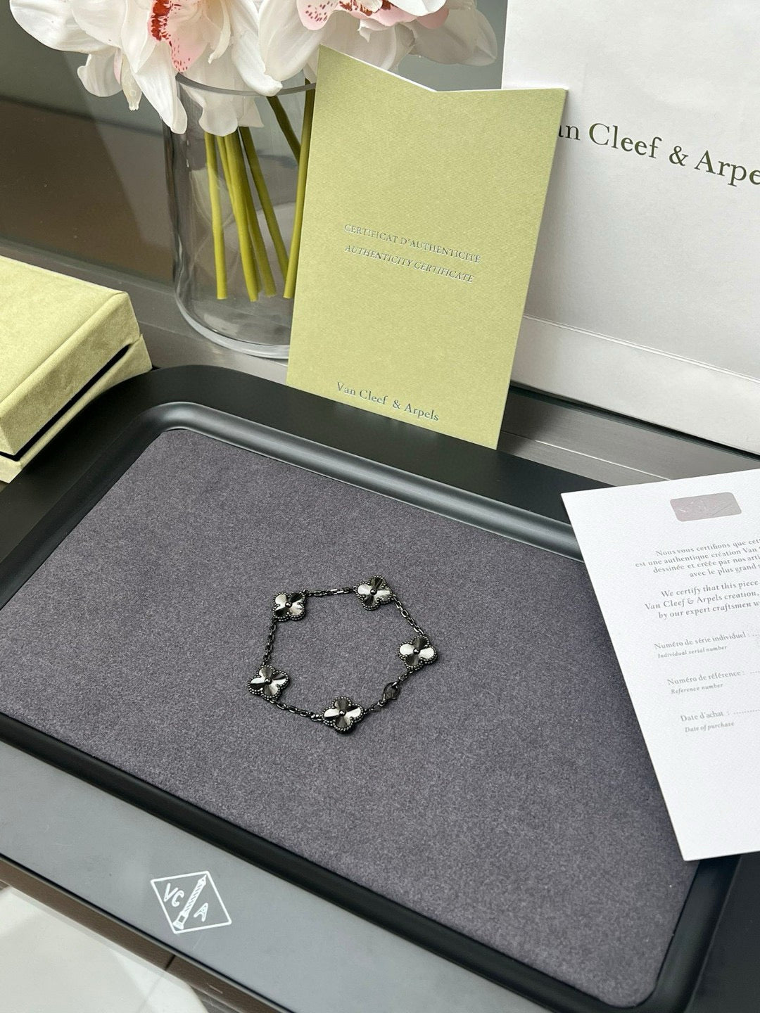 Laser-Engraved Five-Flower Bracelet (Premium quality)