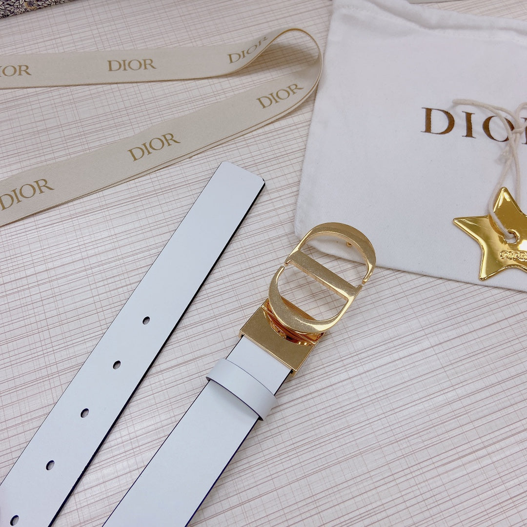 3.0cm Reversible Calfskin Leather Belt – Rotating Metal Buckle