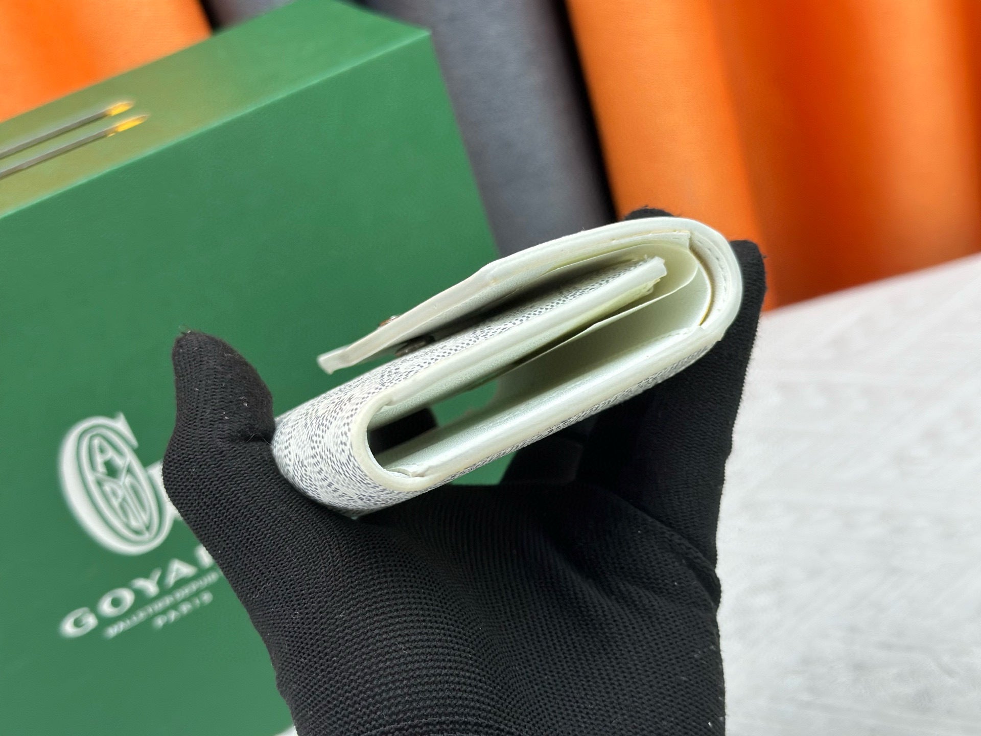 Classic Tri-Fold Wallet & Card Holder