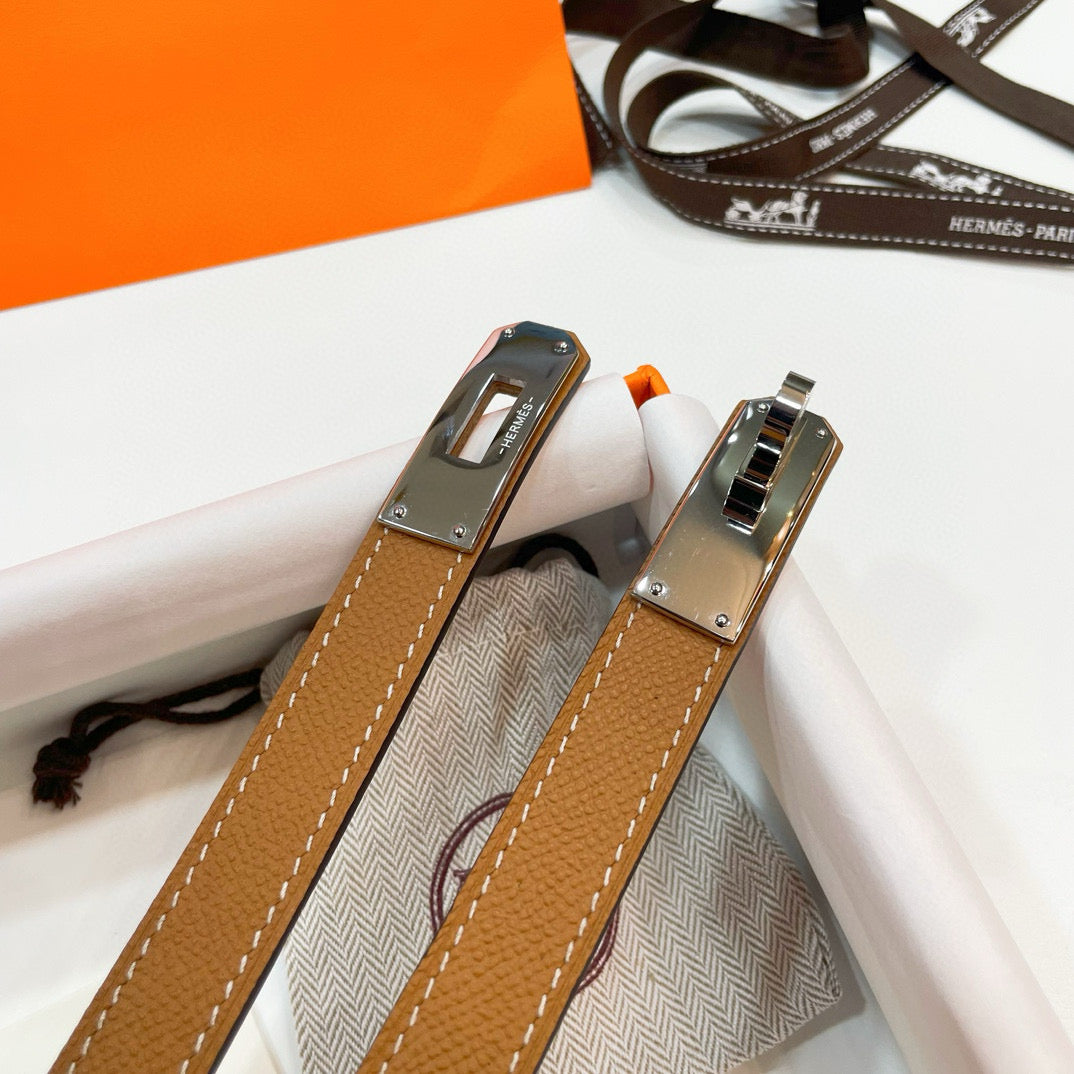 Slim Leather Waist Belt – Adjustable Fit