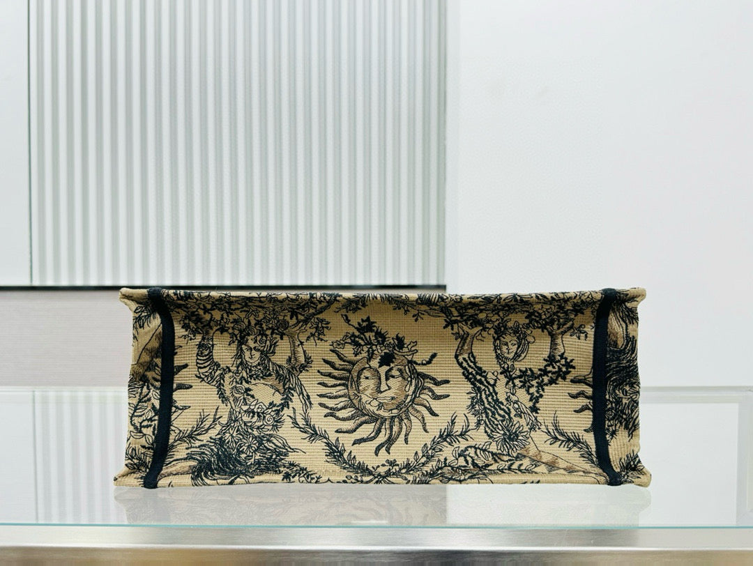 D Book Tote