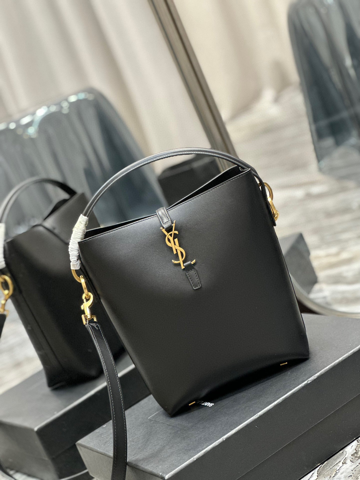 Y Bucket Bag in Original Italian Calfskin