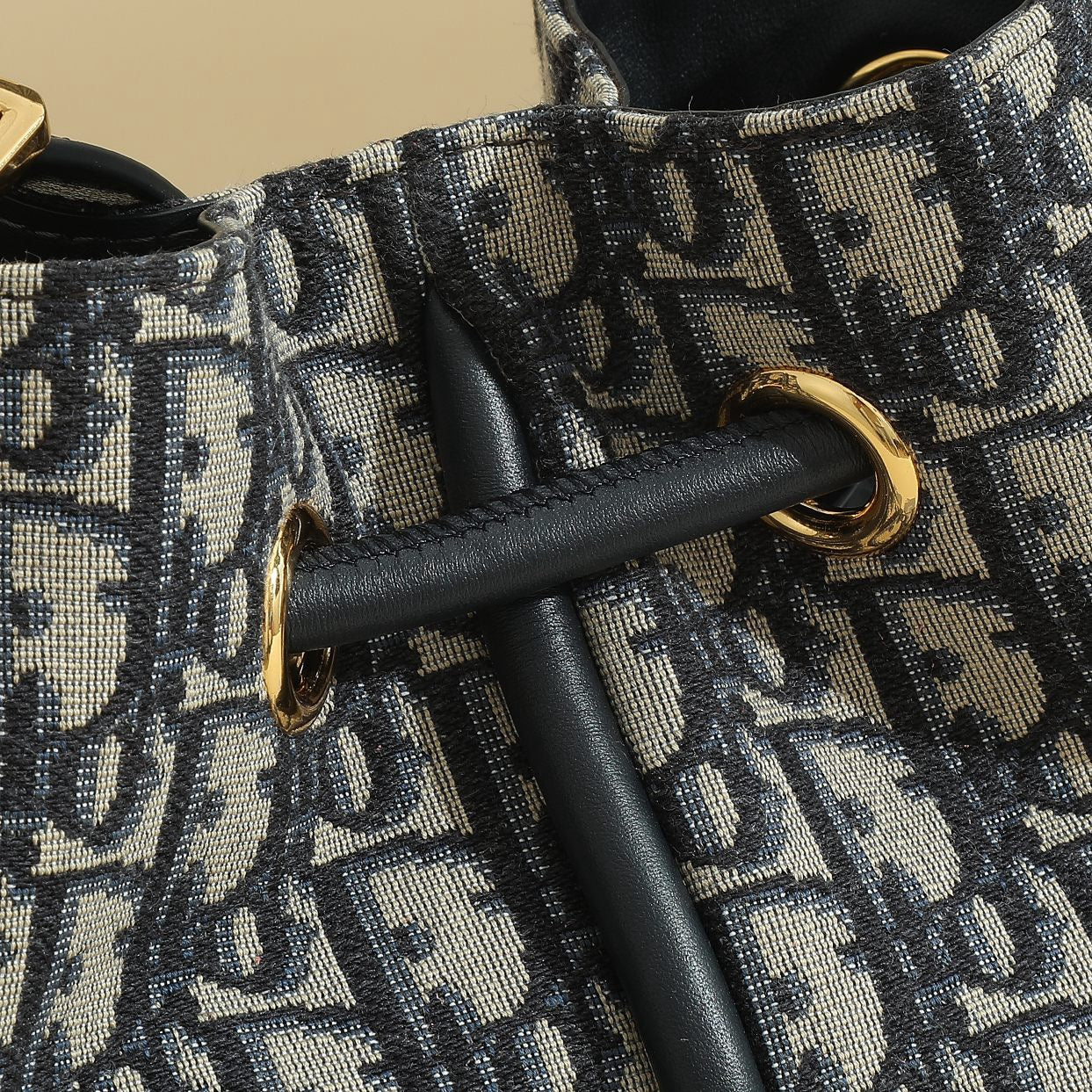 Nolita-Medium Handbag (Premium Quality )