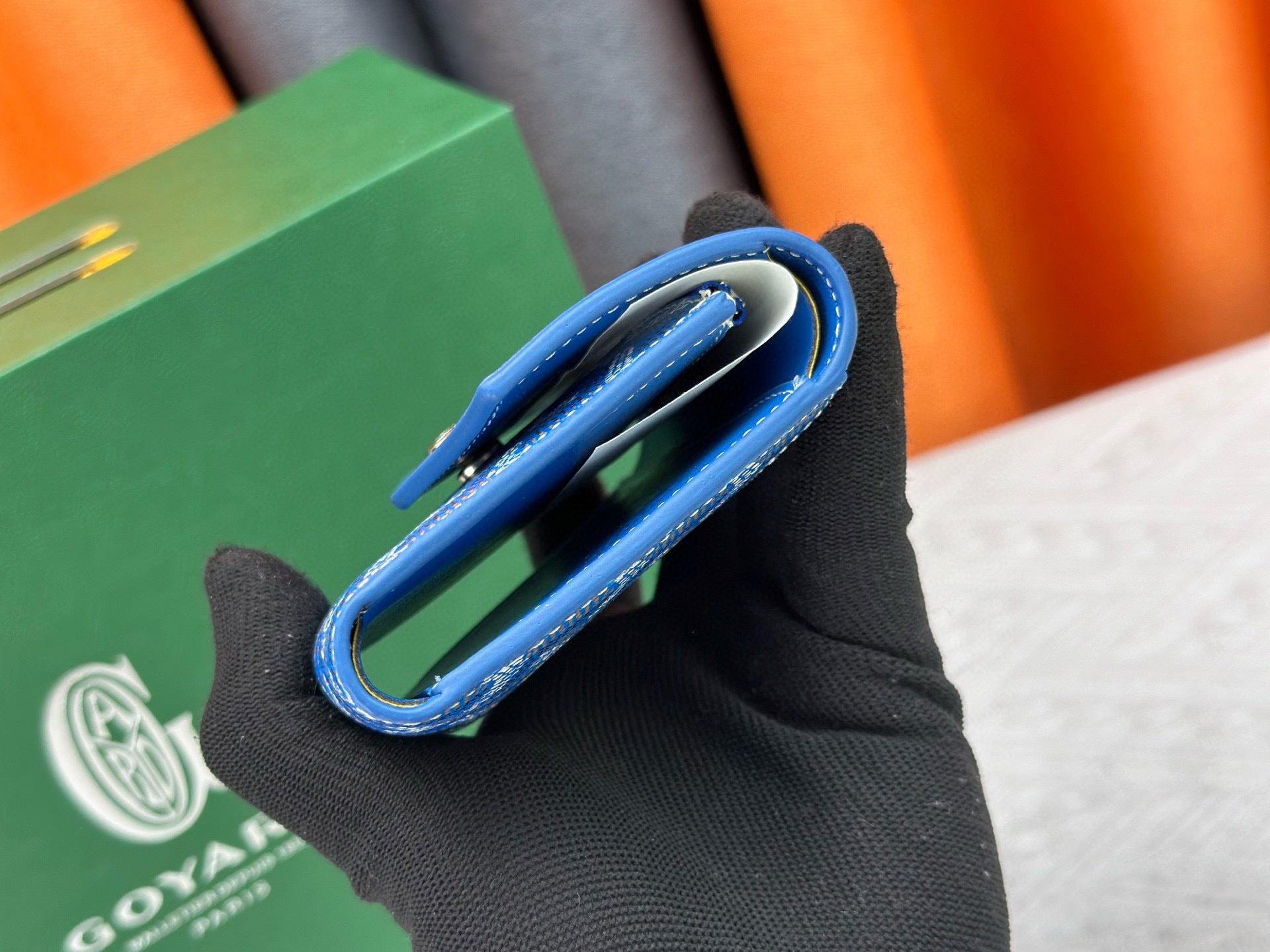 Classic Tri-Fold Wallet & Card Holder