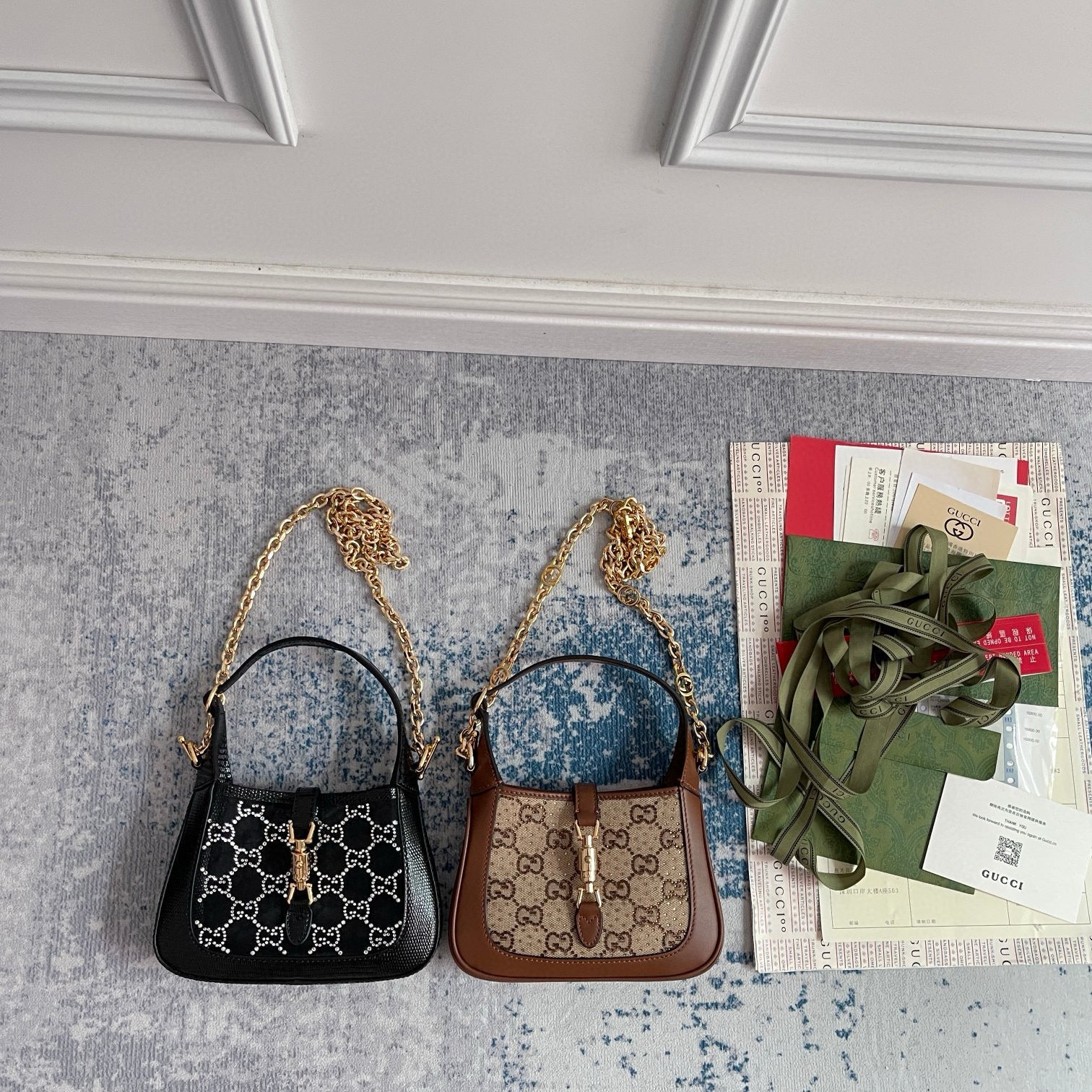 G Luxurious Lizard Pattern Bag