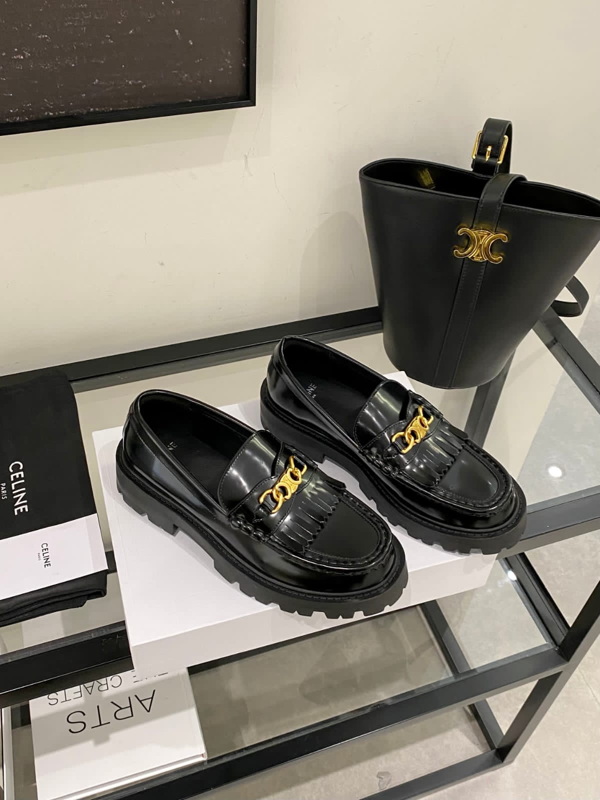 Elegant Thick-Soled Tassel Loafers