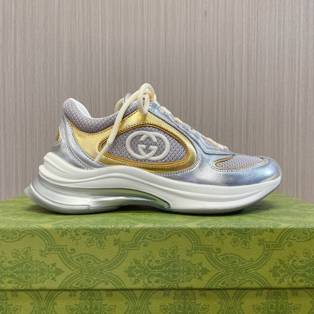 Run Sneakers