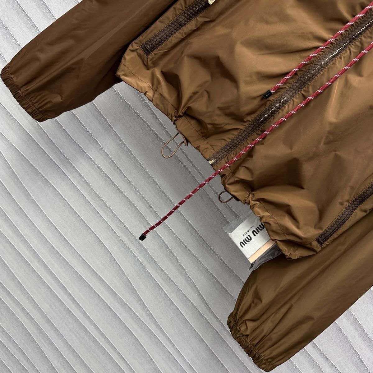 2025 Early Spring Nylon Drawstring Hooded Jacket & Shorts Set