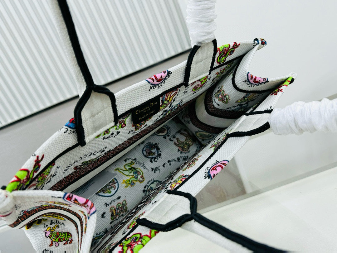 D Book Tote
