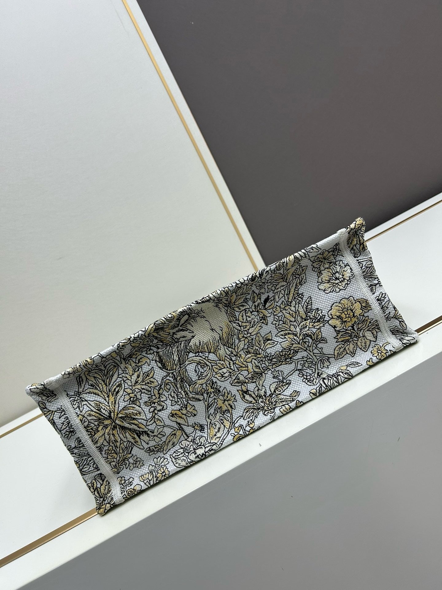 Art-Inspired Embroidered Tote Book