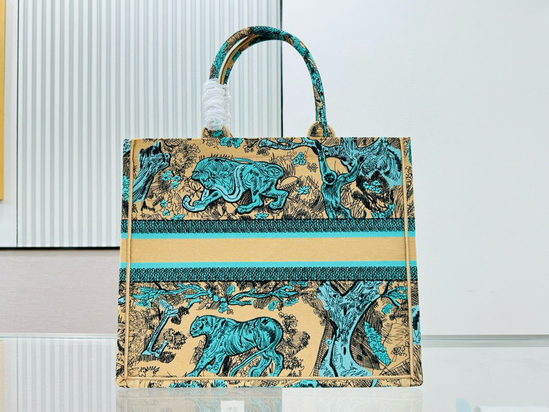 D Book Tote