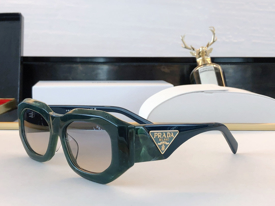 Elevate Your Summer Style: Chic and Distinctive Sunglasses