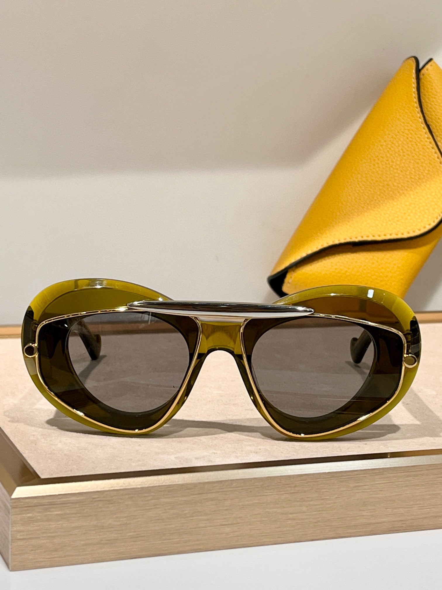 Timeless Elegance Meets Modern Sophistication: Cateye Sunglasses