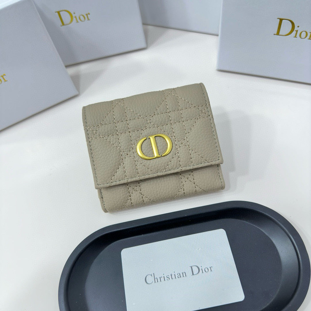 D 3860 Small Wallet