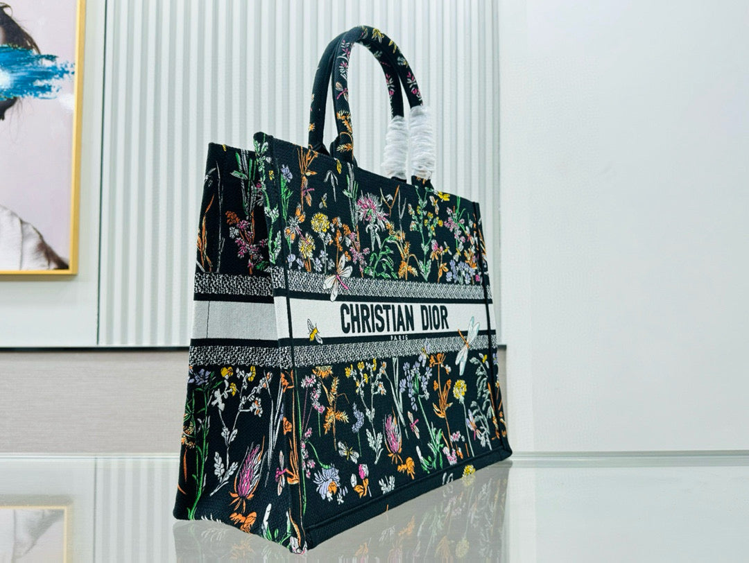 D Book Tote (BLACK floral)