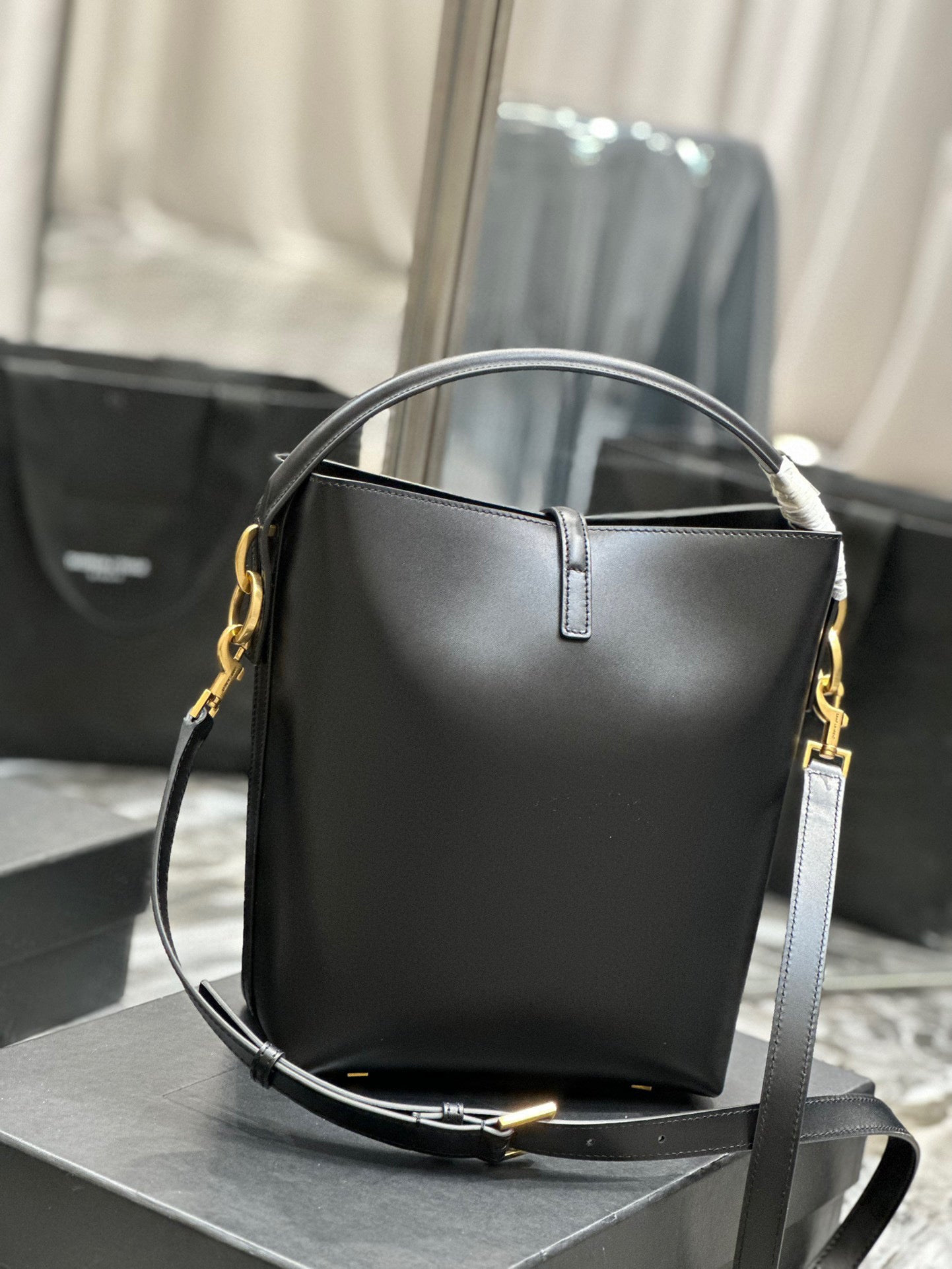 Y Bucket Bag in Original Italian Calfskin