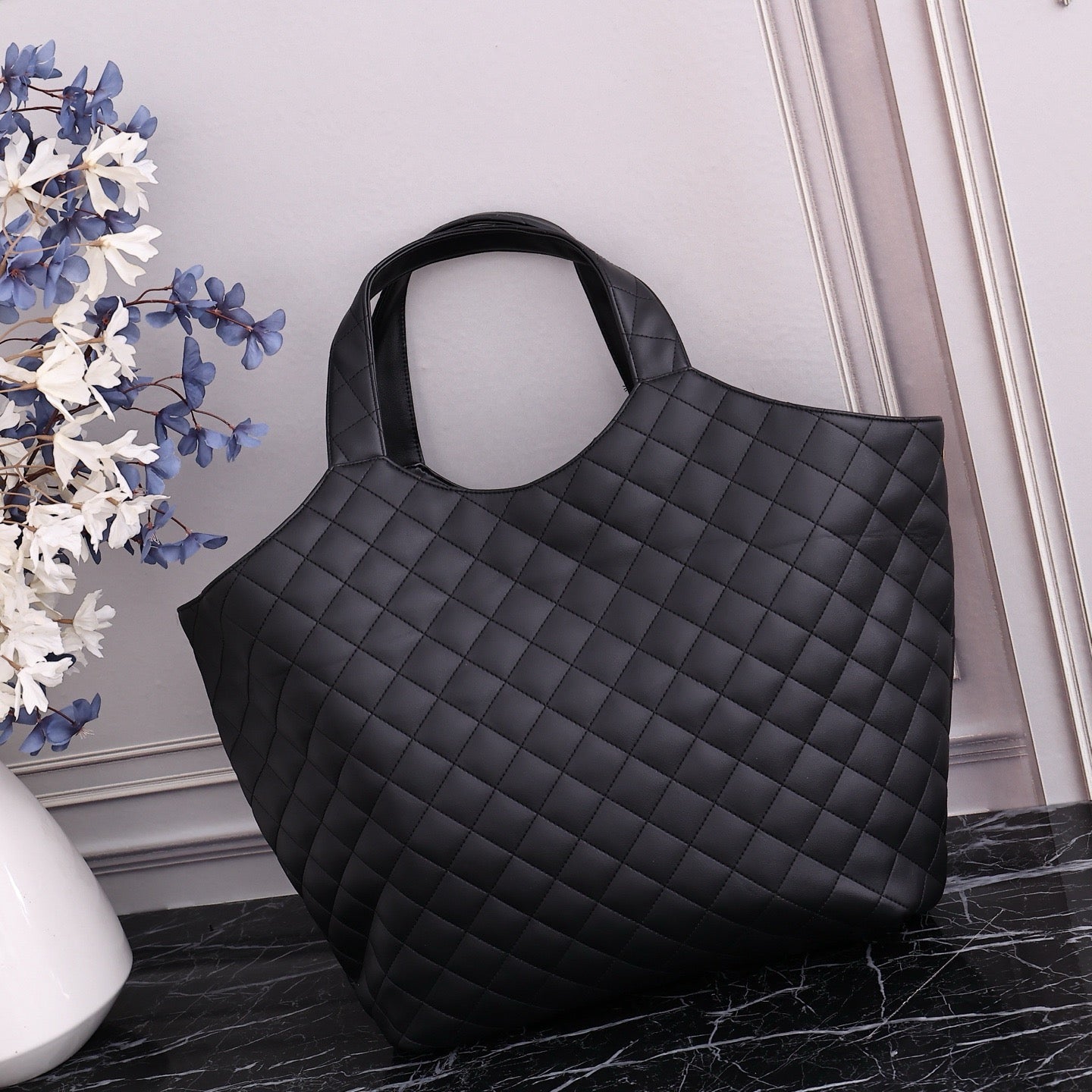 Quilted Oversized Tote Bag – Style 8019