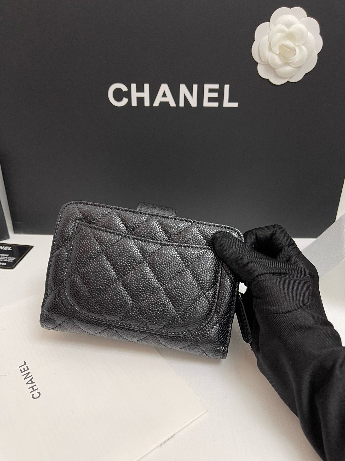 Classic Quilted Wallet with Card Slots