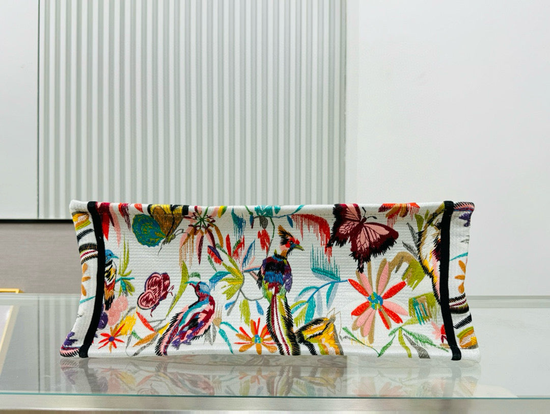 D Book Tote