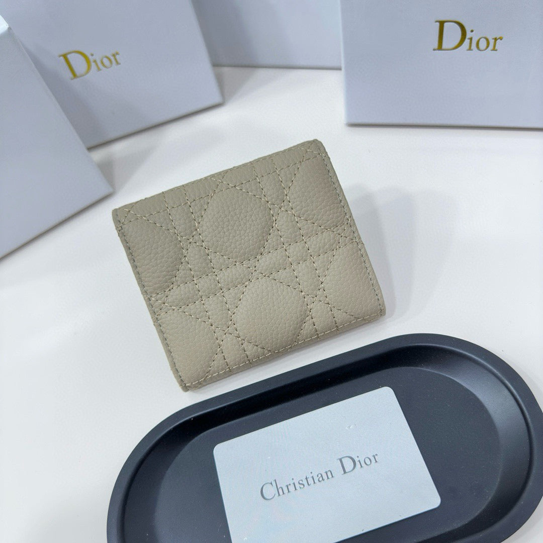 D 3860 Small Wallet