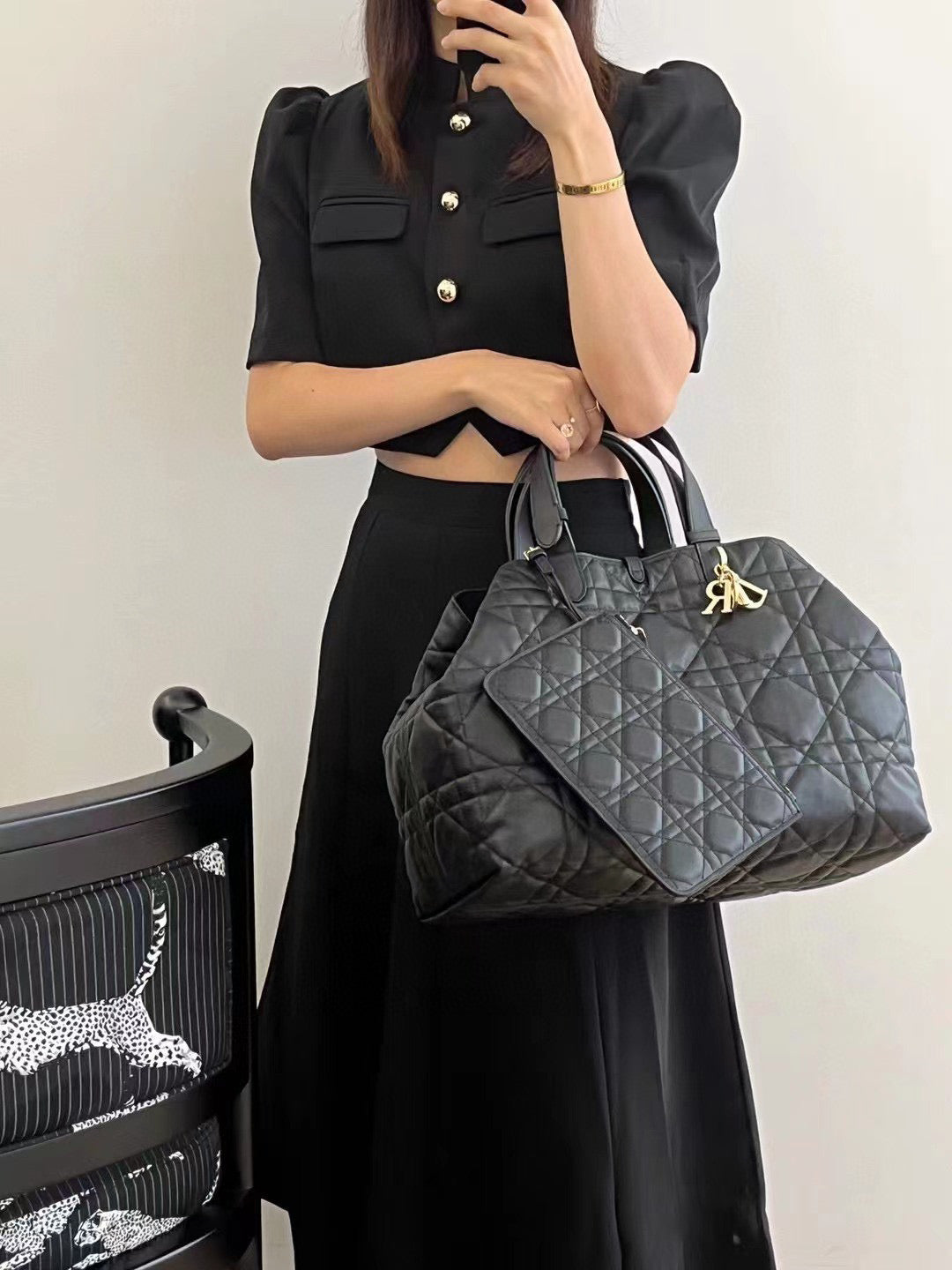 D Travel in Style with the Toujours Bag