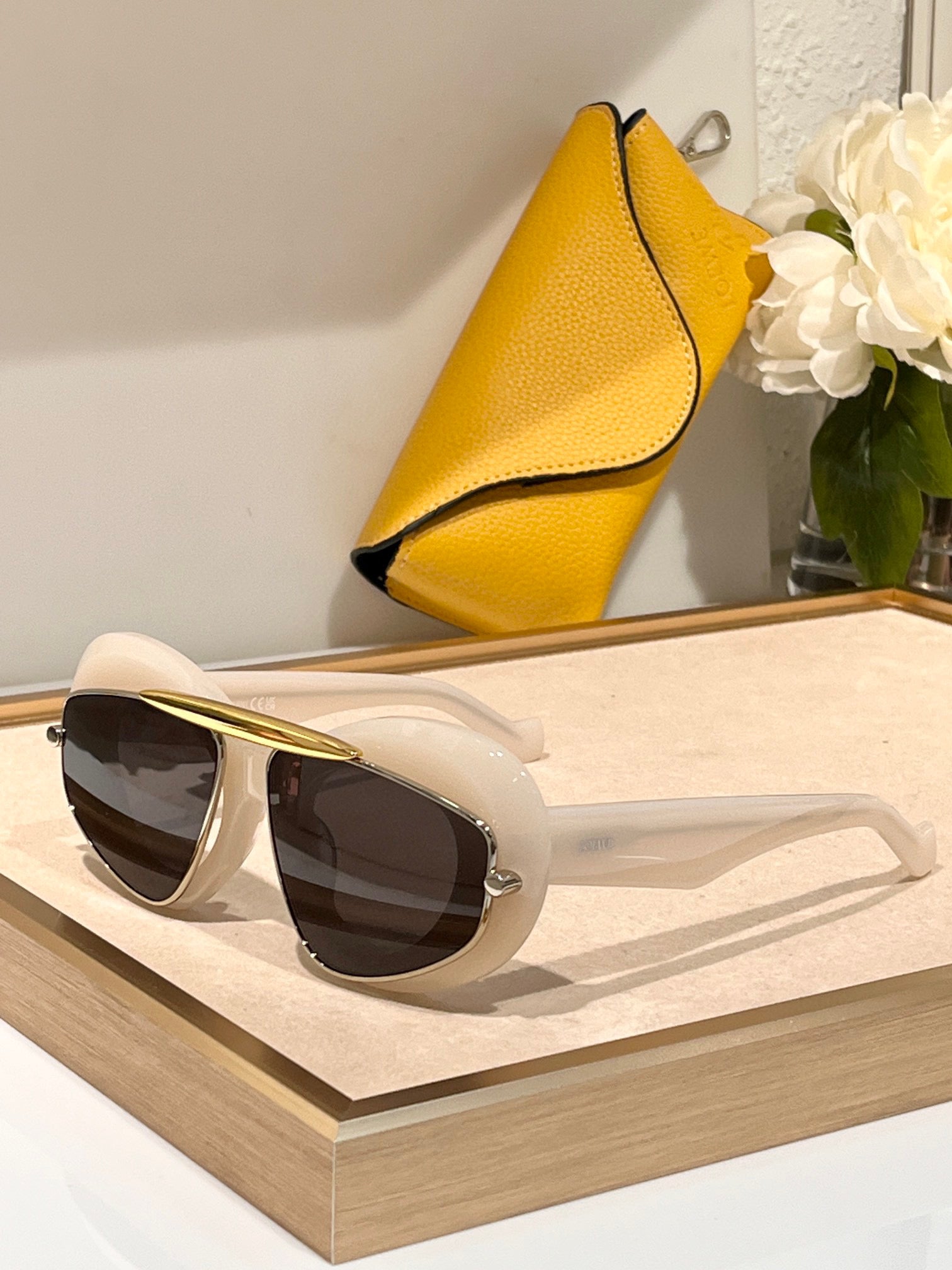 Timeless Elegance Meets Modern Sophistication: Cateye Sunglasses