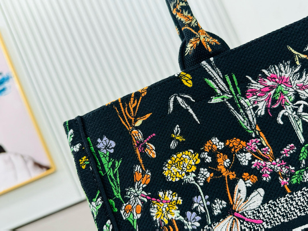 D Book Tote (BLACK floral)