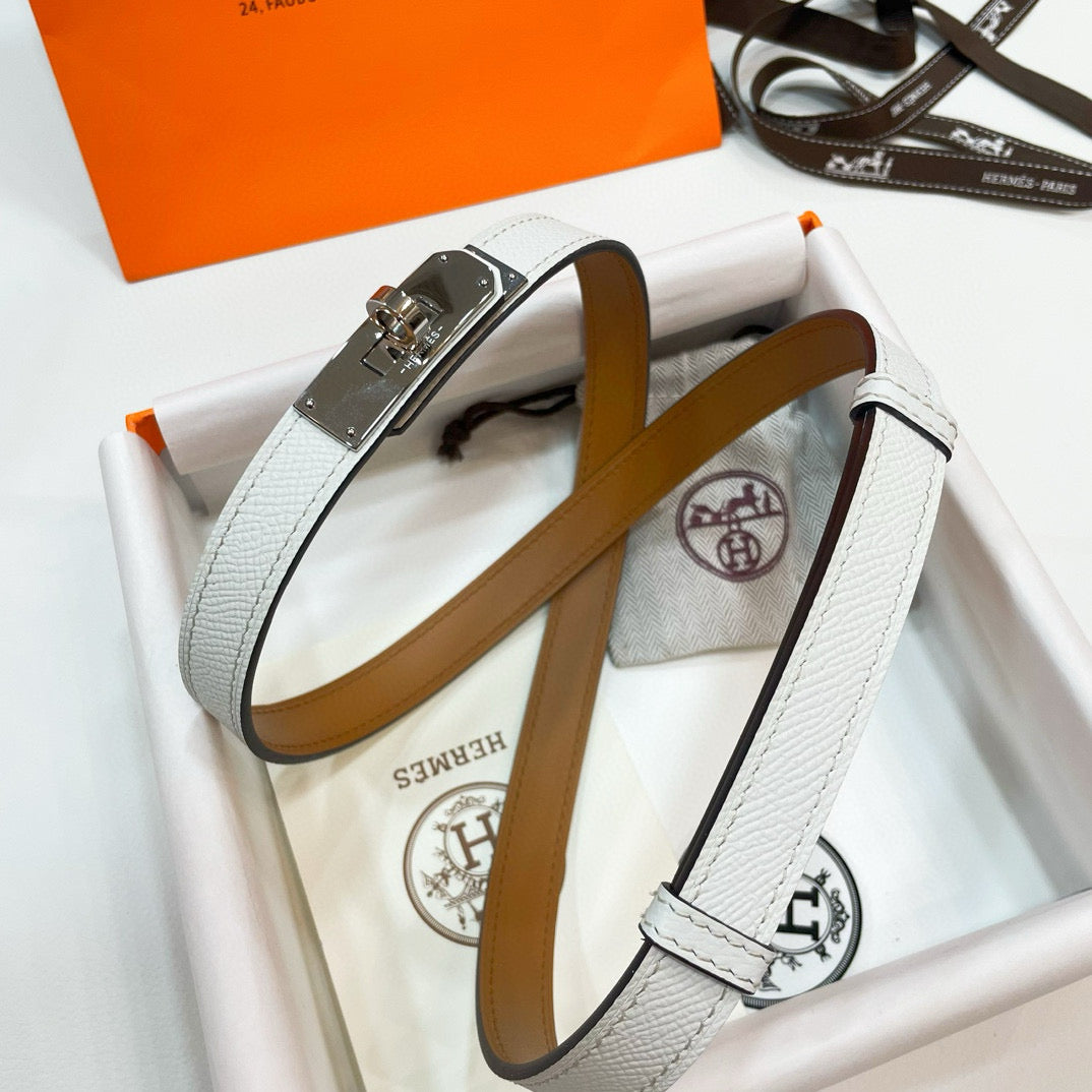 Slim Leather Waist Belt – Adjustable Fit