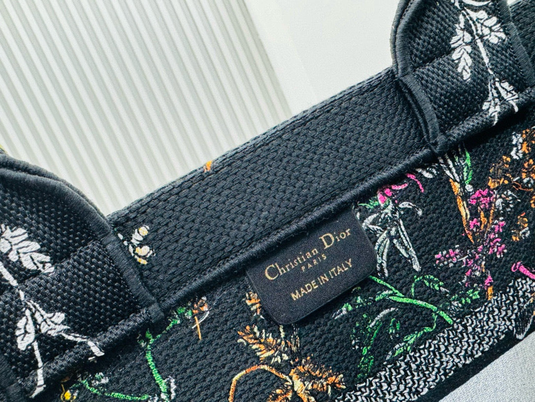 D Book Tote (BLACK floral)