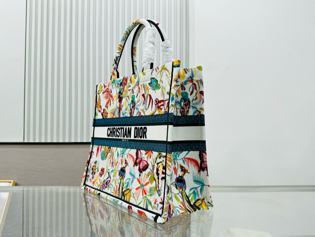 D Book Tote