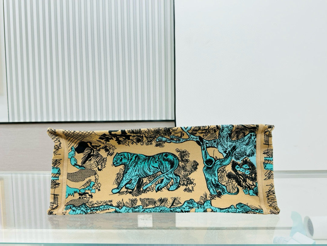 D Book Tote