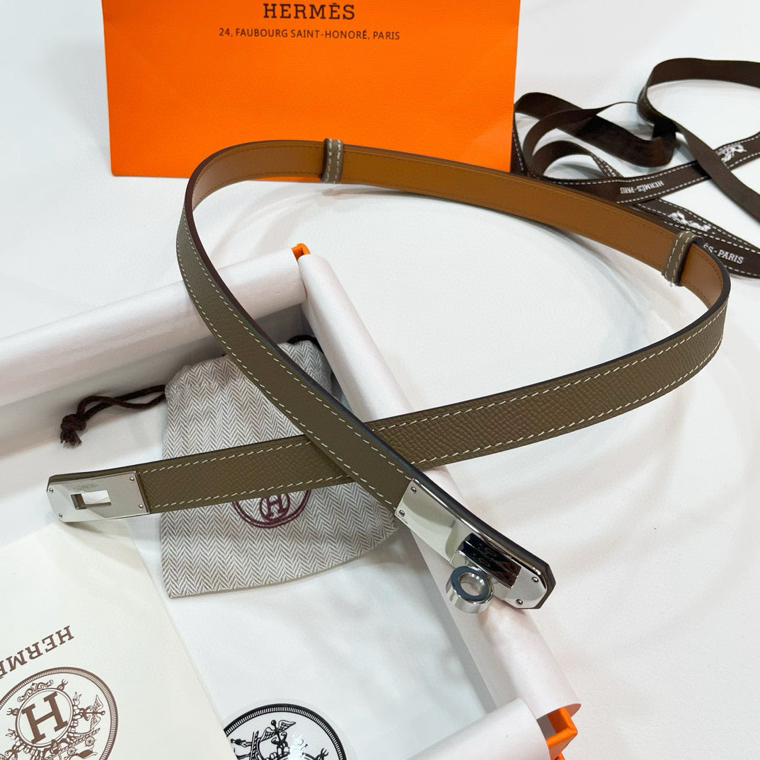 Slim Leather Waist Belt – Adjustable Fit