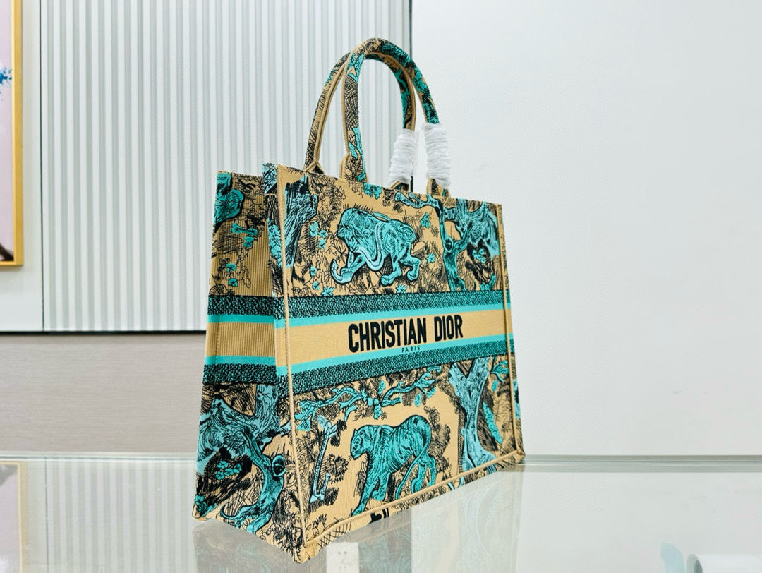 D Book Tote