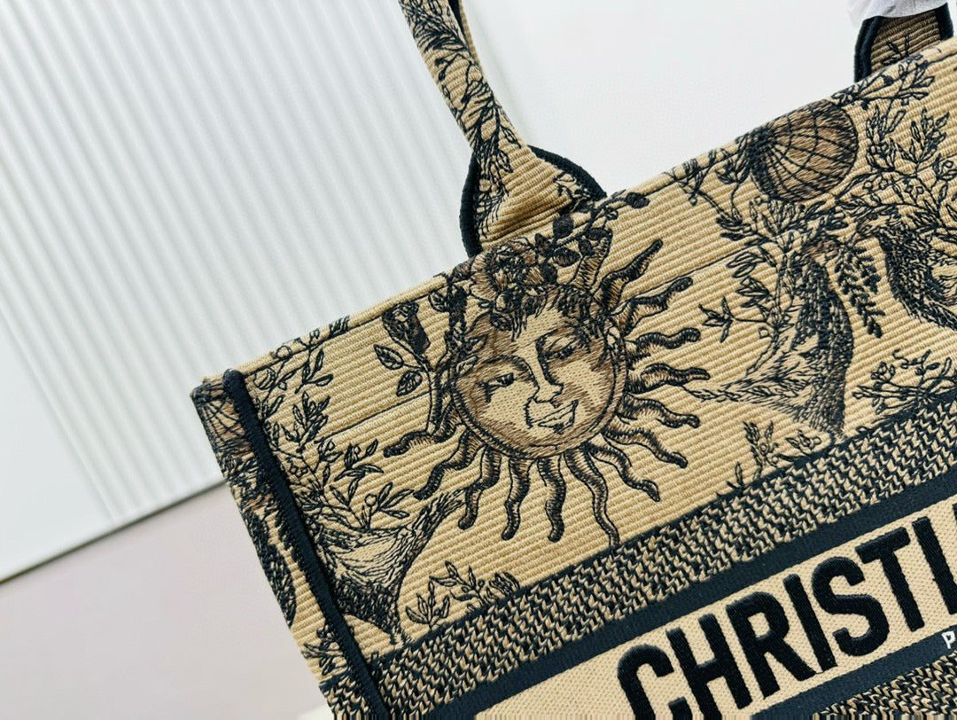 D Book Tote