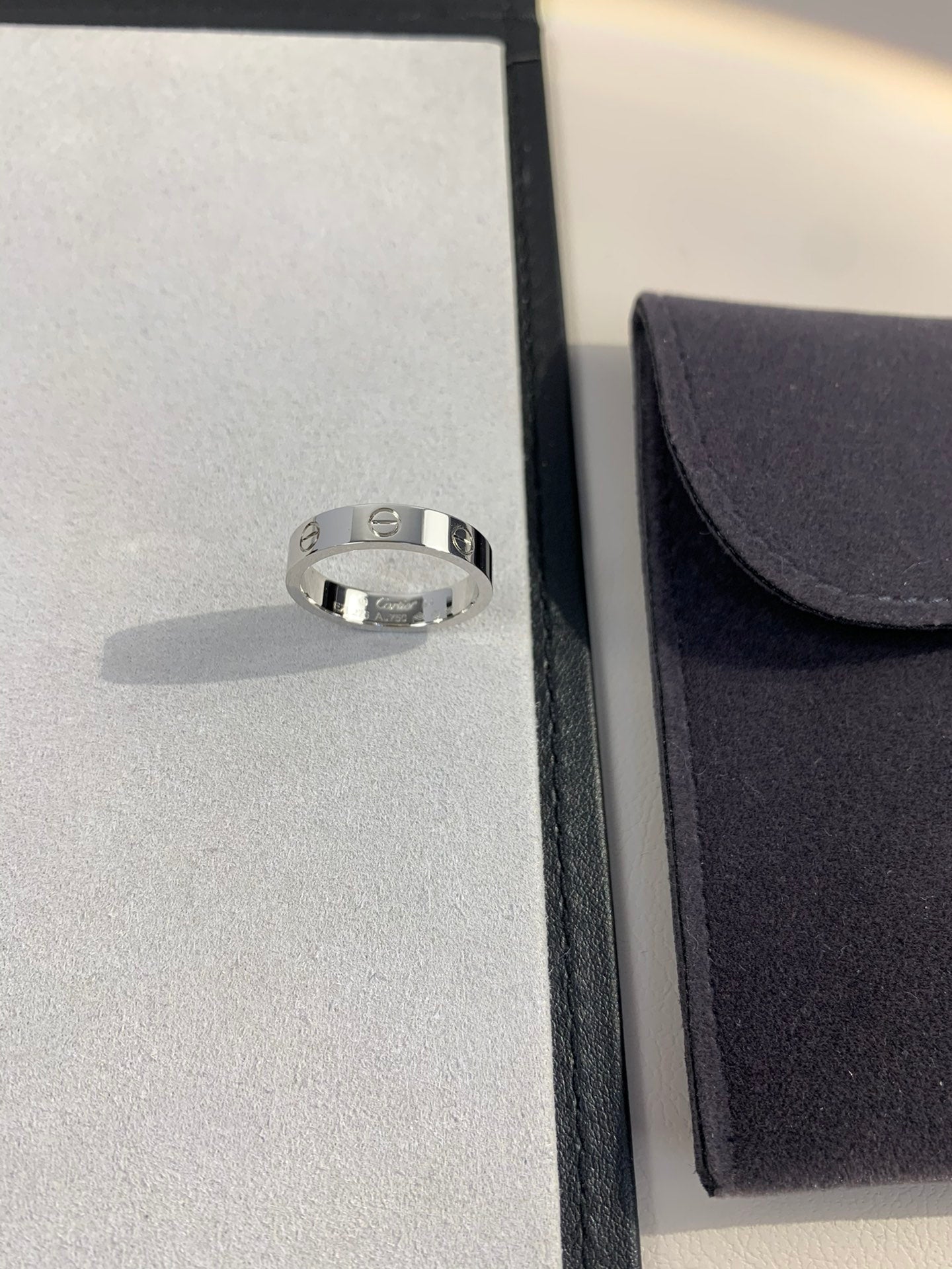 Love Band – Love ring 💍