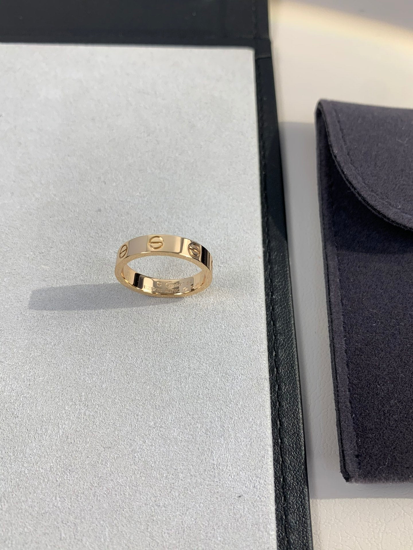 Love Band – Love ring 💍