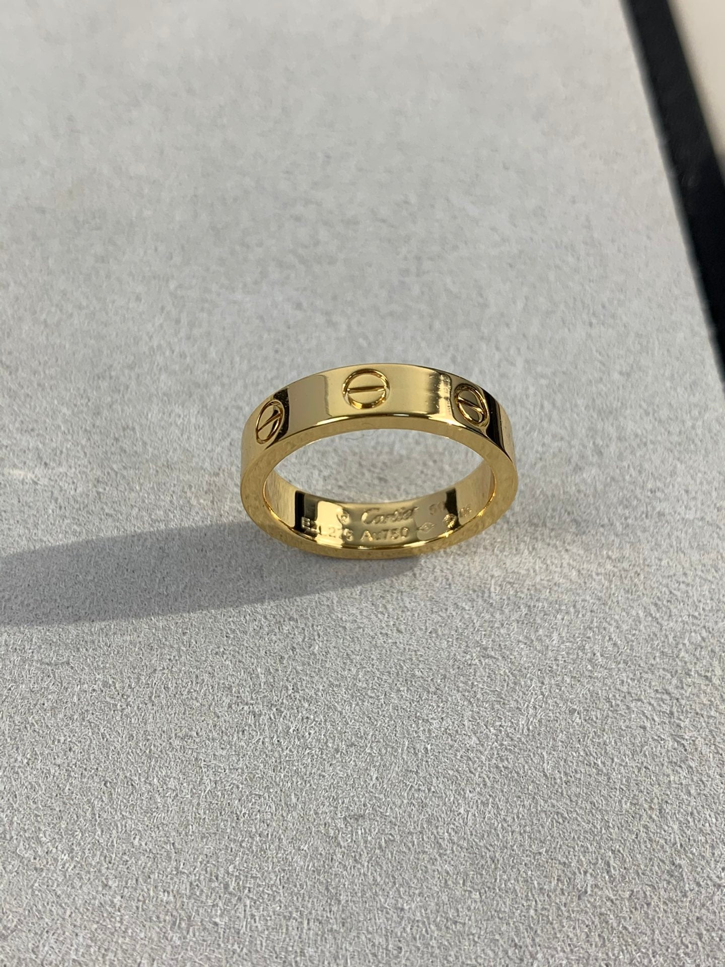 Love Band – Love ring 💍