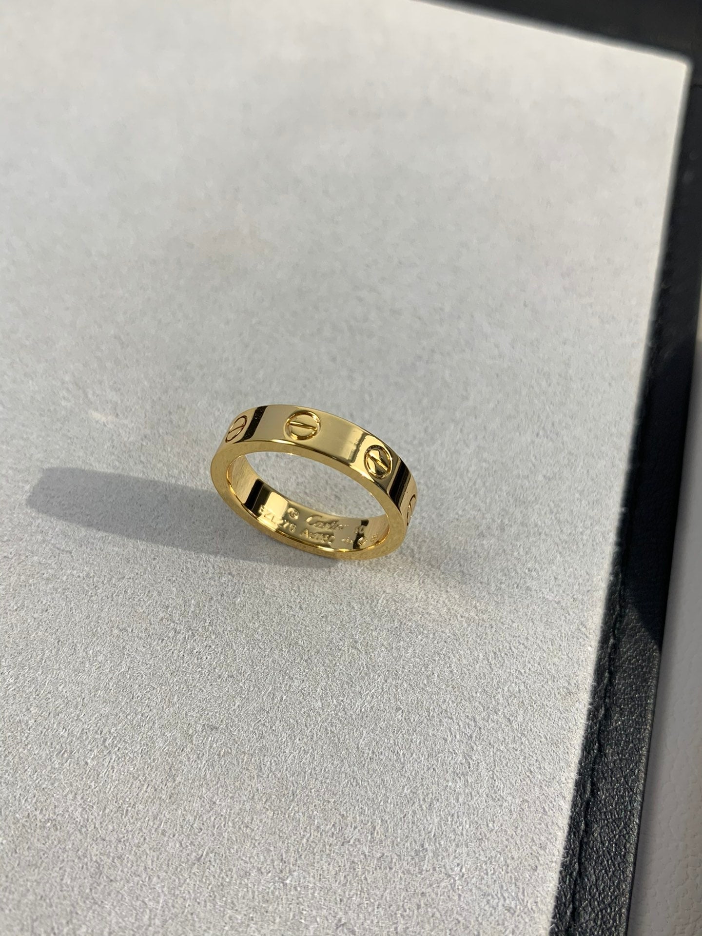 Love Band – Love ring 💍