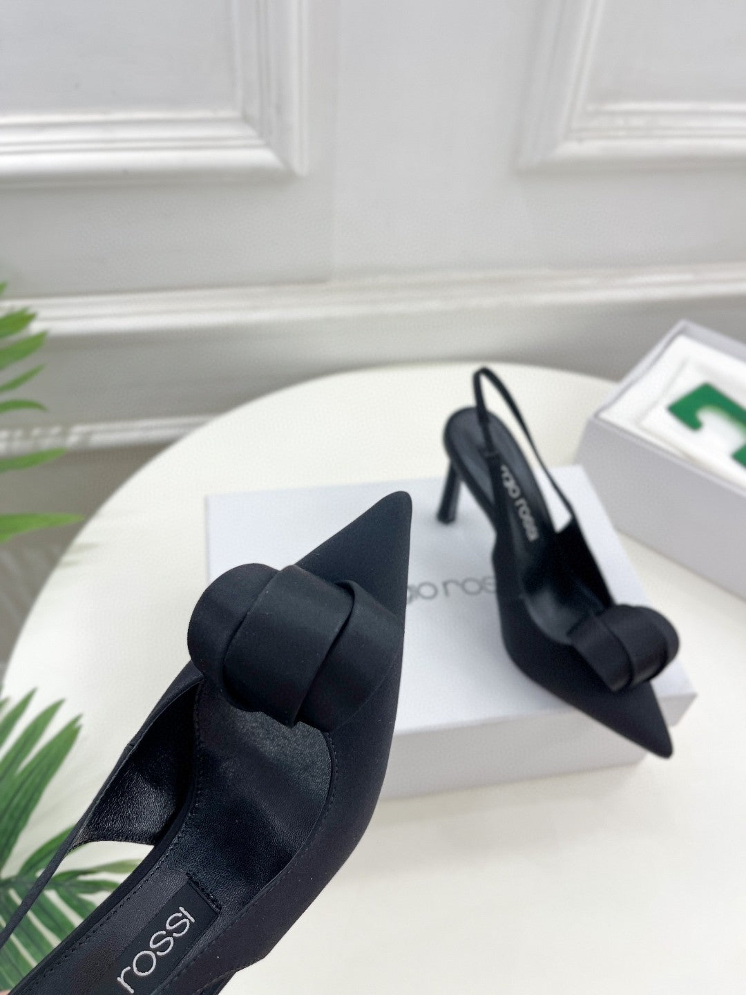 SR Rolled-Flower Toe High-Heeled Silk Sandals