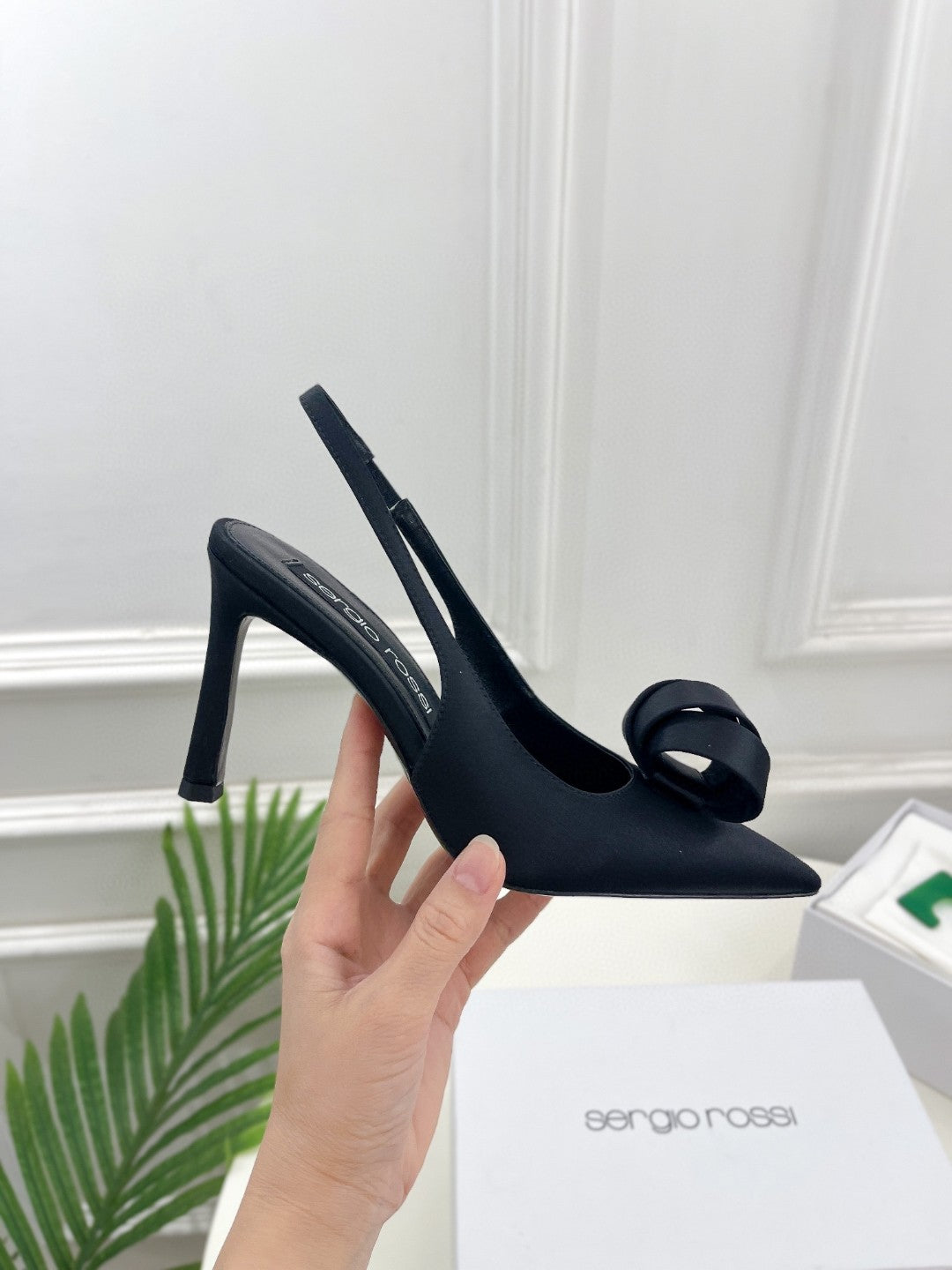 SR Rolled-Flower Toe High-Heeled Silk Sandals