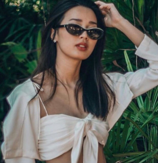 Sunglasses / Accessories