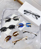 Stylish Sunglasses – Model CL40235U 🕶️