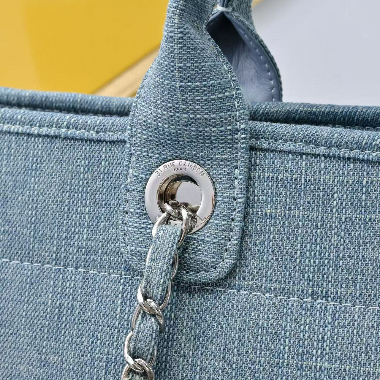 Luxury Canvas Tote (AS3257) – Limited Edition