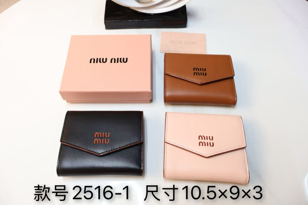 Calfskin Bi-Fold Wallet