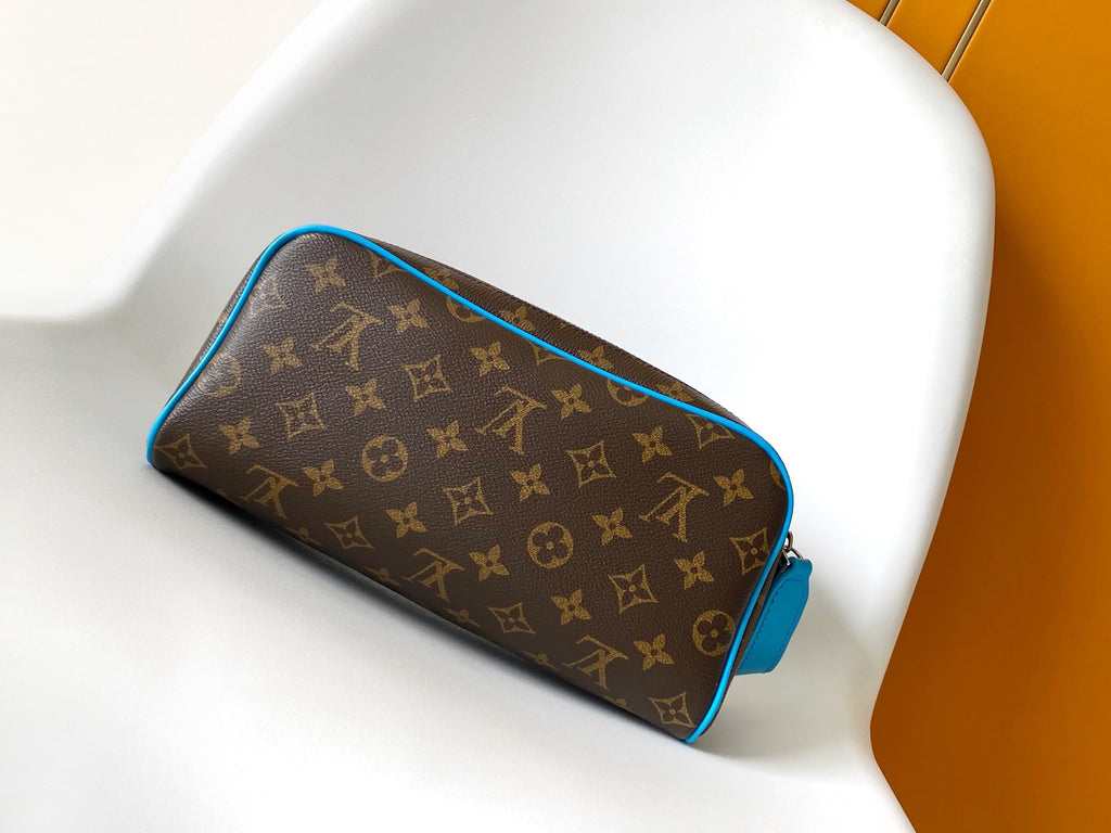 Dopp Kit Toiletry Bag (Premium Quality)