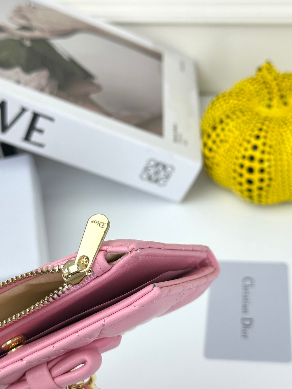 D Bow Logo Card Holder | S2867/ S2866| Lambskin |