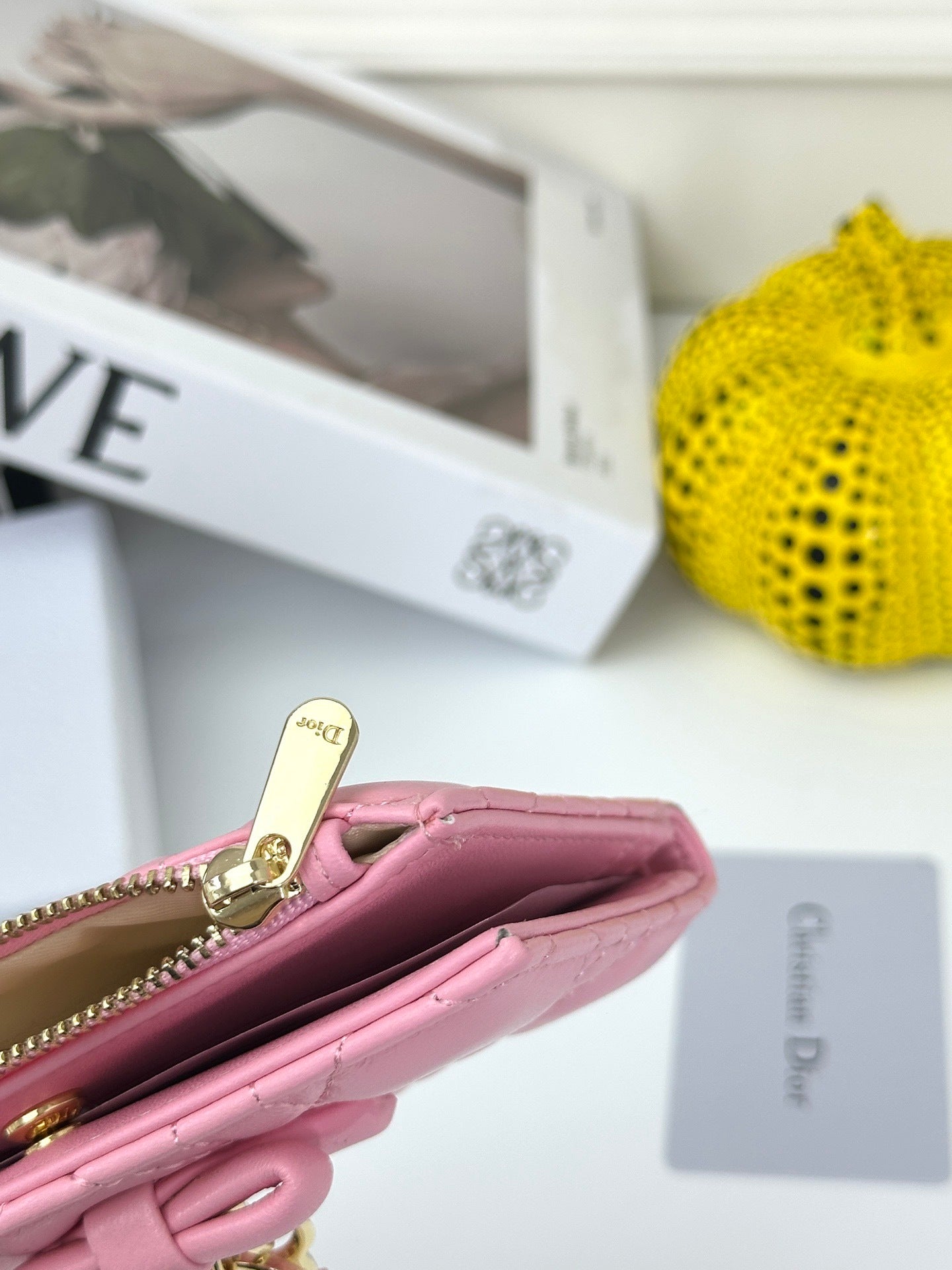 D Bow Logo Card Holder | S2867/ S2866| Lambskin |
