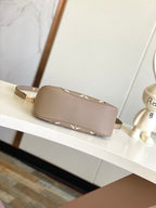Embossed Leather Shoulder Bag (Premium Quality)