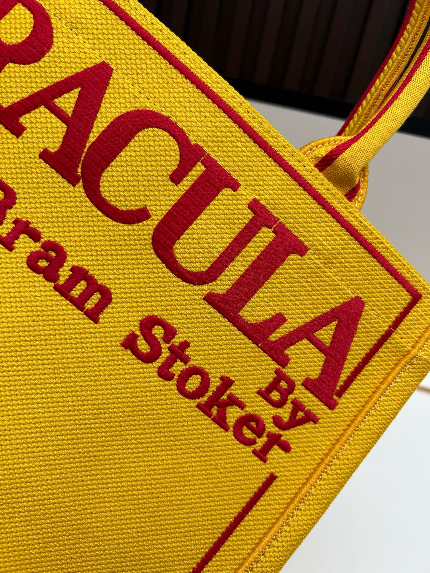 DO&R Tote Bag  (DRACULA)